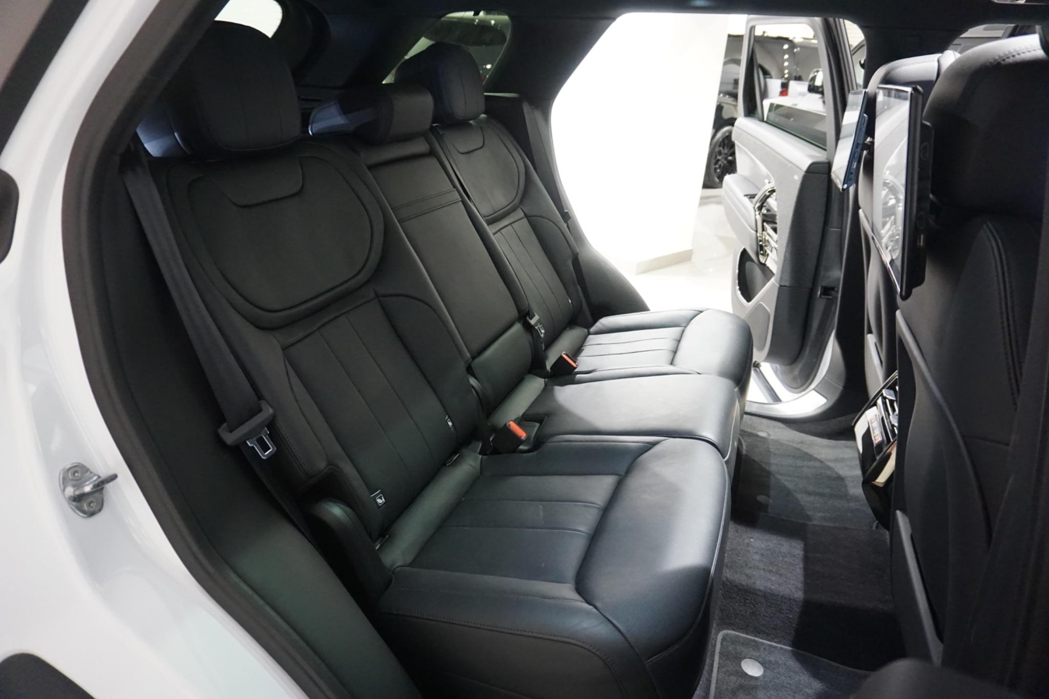 Land Rover Range Rover Sport 3.0 D300 MHEV Dynamic SE Auto 4WD Euro 6 (s/s) 5dr